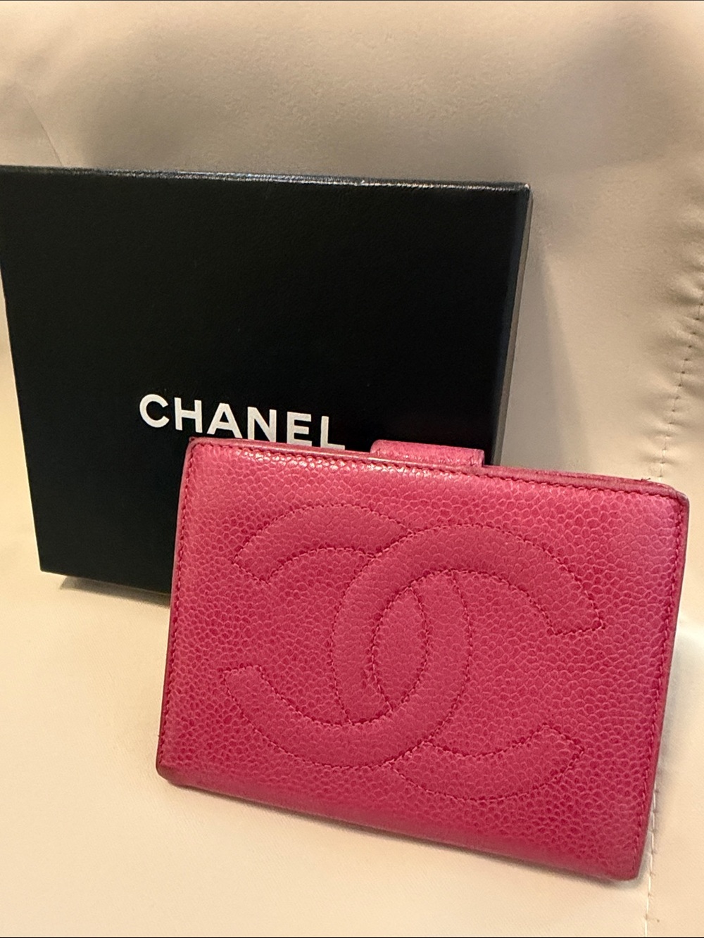 CHANEL Fuchsia Caviar Leather Card Holder Wallet